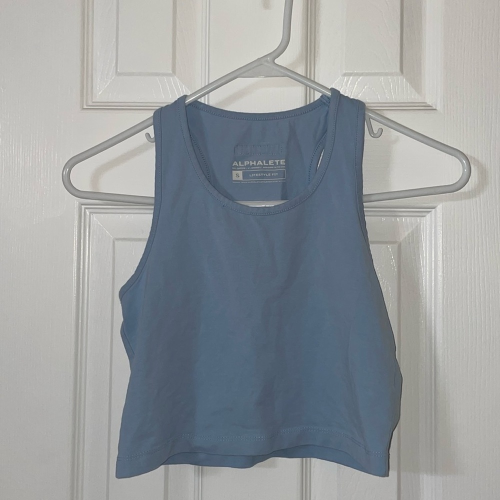 Alphalete Essential Crop Tank - Ice Blue